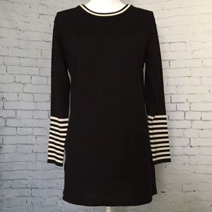 Liz Claiborne Tunic Sweater & Skirt Set Size PM